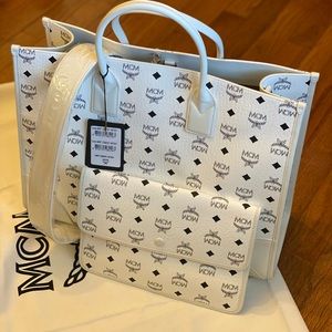 MCM Munchen Visetos clutch